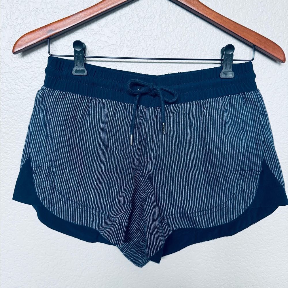 Athleta Navy Blue Linen Shorts 0